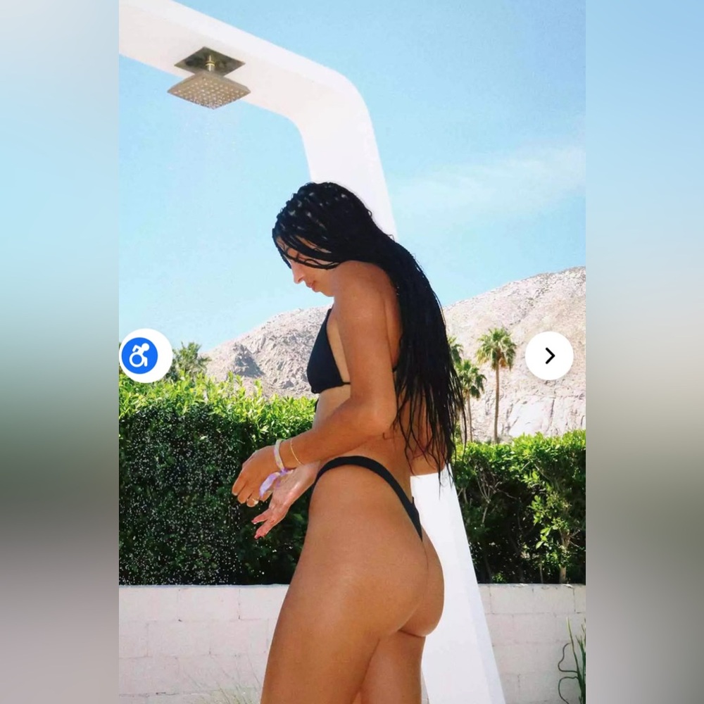 Dippin daisies bikini set